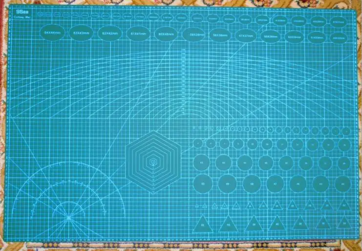 

A1 Pvc Rectangle Grid Lines Self Healing Cutting Mat Fabric Leather Paper Craft DIY tools 45cm * 60cm