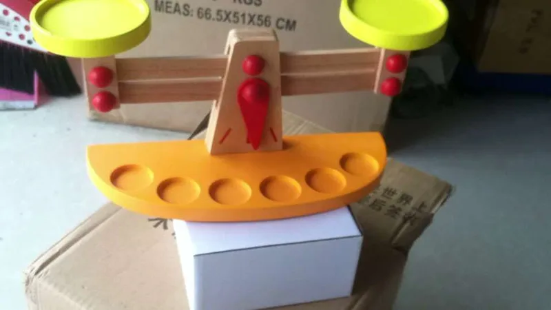 Weight balance scale Baby toys wooden toys Weight balance scale Baby toys wooden toys
