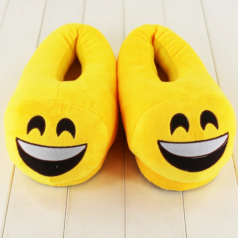 

30cm Emoji Plush Slipper Emoji Happy Winter Warm Indoor Shoes for Men Women
