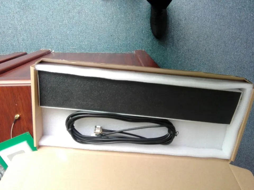 2pcs 865MHZ uhf directional rfid marathon antenna linear polarization 5dBi vertical rfid antenna