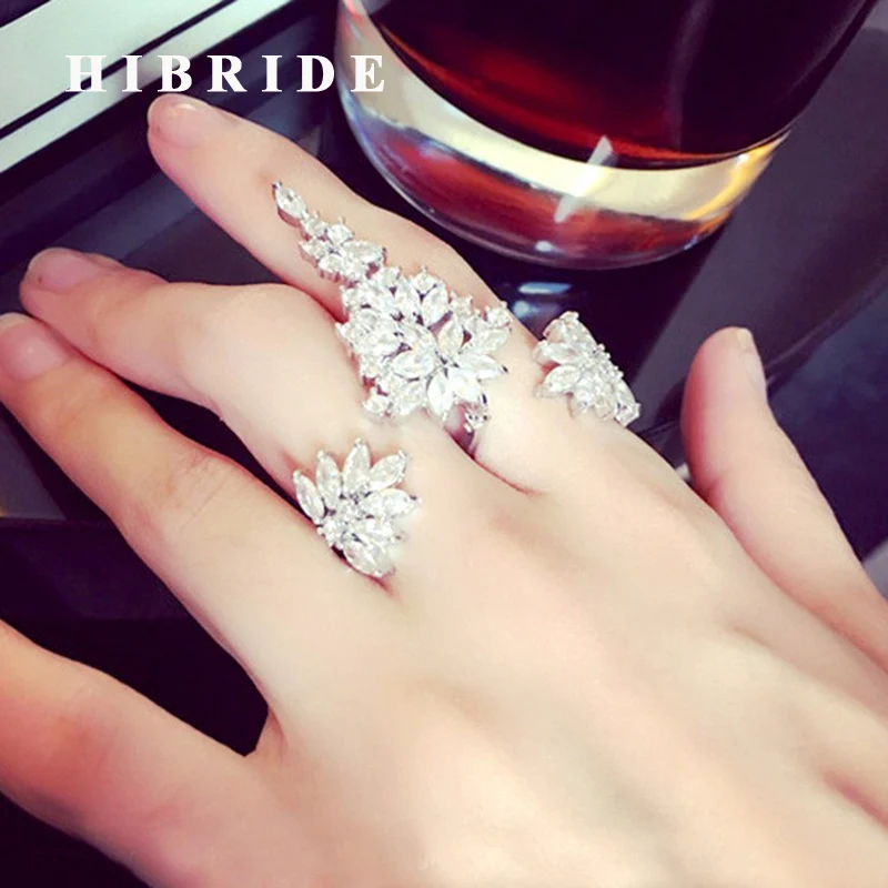 

HIBRIDE Elegant Flower Shape Statement Women Hollow Geometry Rings With Adjustable Size Open Finger Ring R-167