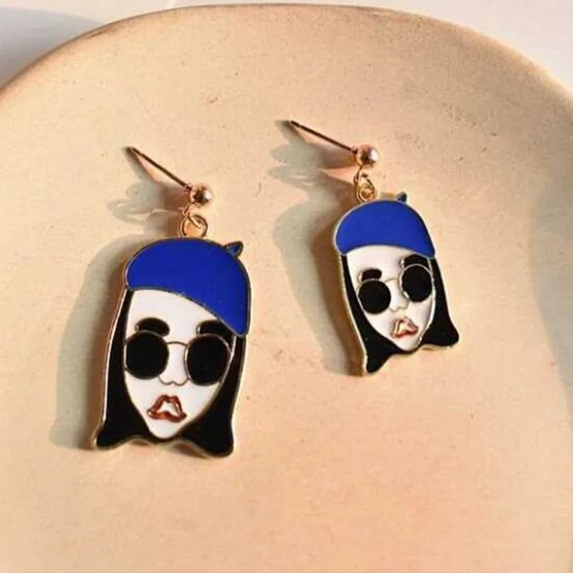 

Timlee E081 New Personalit Sunglasses Cool Girl Earring Face Asymmetric Metal Drop Earring, Fashion Jewelry Wholesale