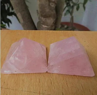 

68076+++2pc Natural pink crystal pyramid