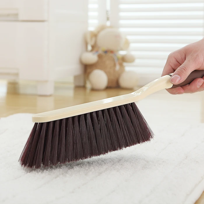 Cheap plastic handle brush bed dusting sweep broom Specialsin Cleaning