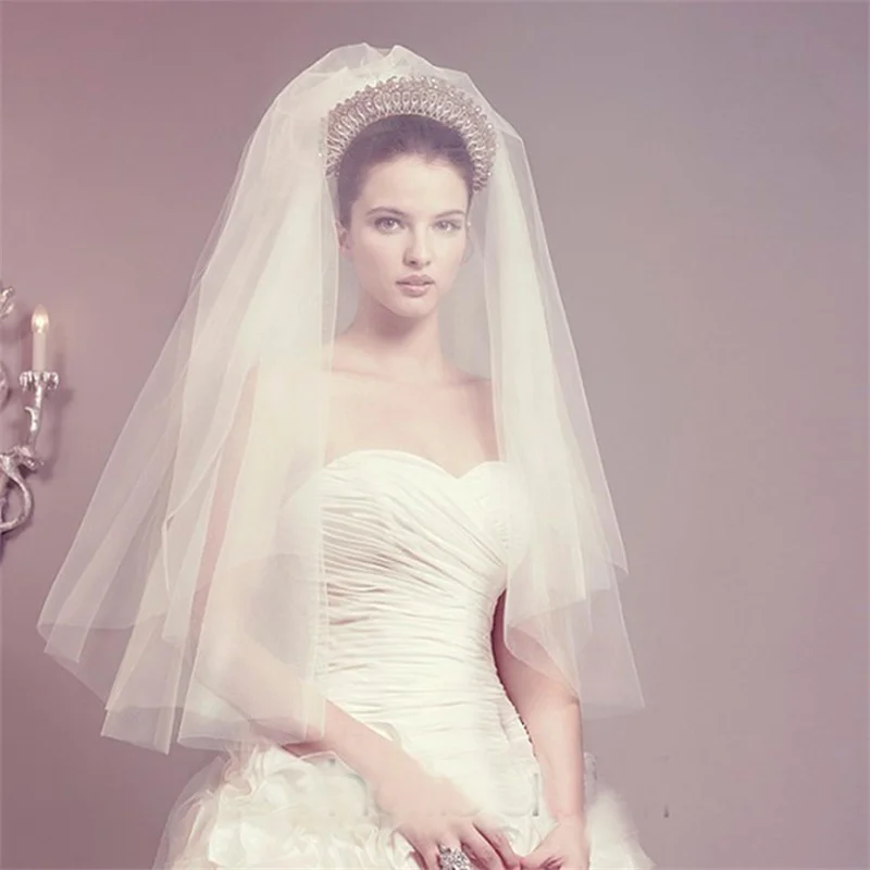 

New Short Bridal Veils with Cut Edge 2 Layers Tulle White/Ivory Wedding Accessories Stock Sweet Princess Wedding Veil With Comb