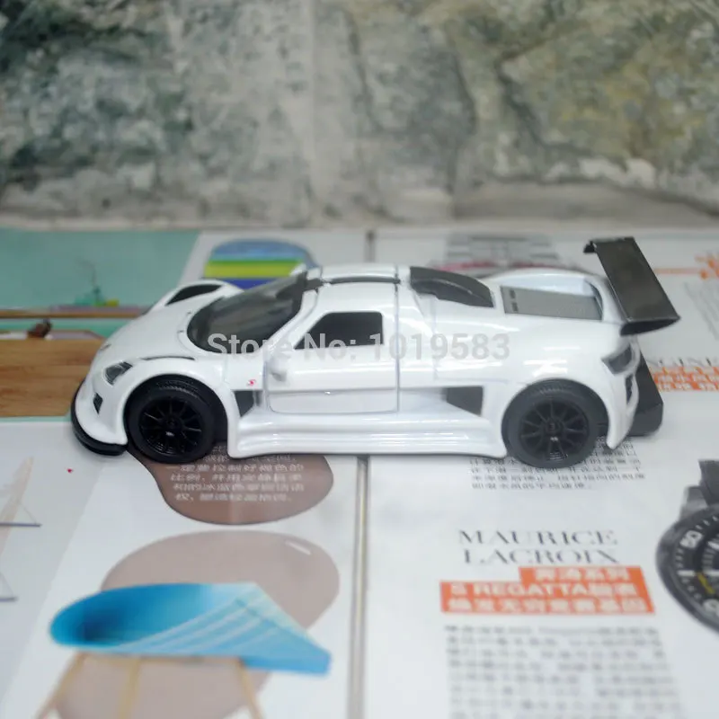 2010 Gumpert Apollo Sport white (3)