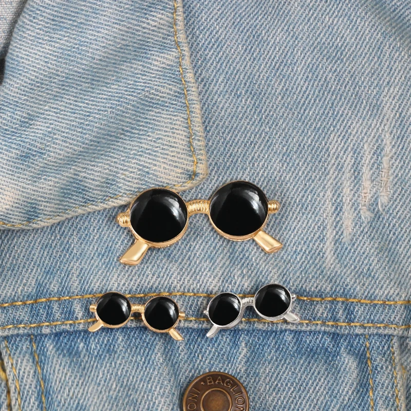 

Hot Mini Sunglasses Brooch Enamel Sunglasses Brooch Unisex Fashion Party Creative Shirts Decorative Glasses Jewelry Gifts Kids