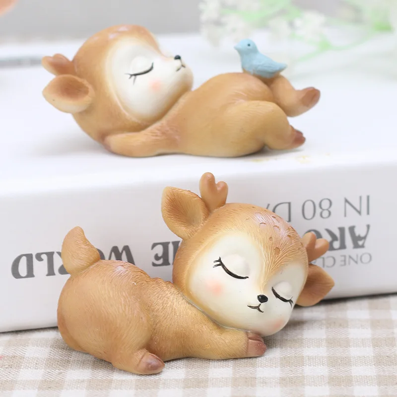 

Pack of 6 Cartoon Deer Animal Figurine Home Garden Car Decoration Flower Resin Sika Deer Miniature Ornament