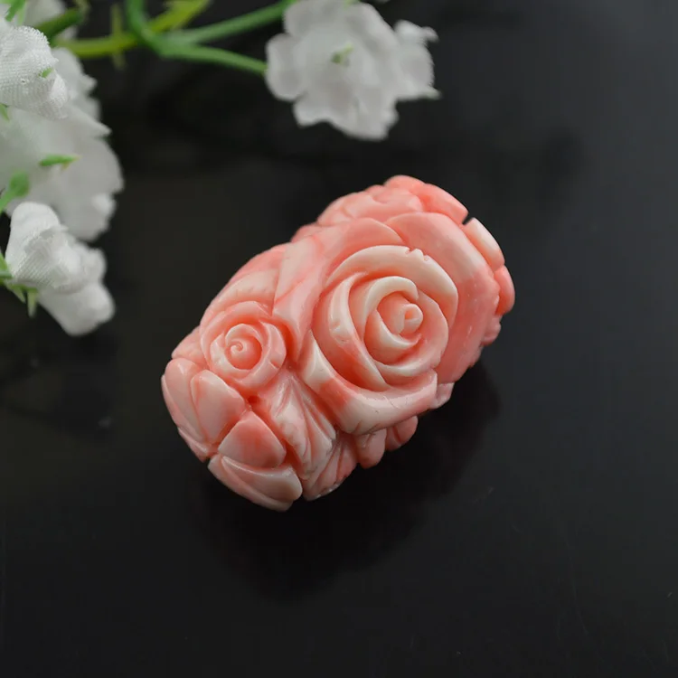

Shell Power Carved Flower and Starfish Beads Imitated Blood Tridacna Barrel Shape For Bracelet Making Materials 10Beads/lot