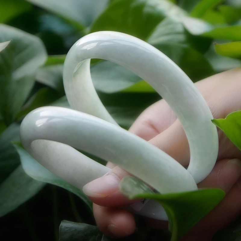 

Wholesale High Quality Bangles Grade A Pure Natural Bracelet Can Dropshipping