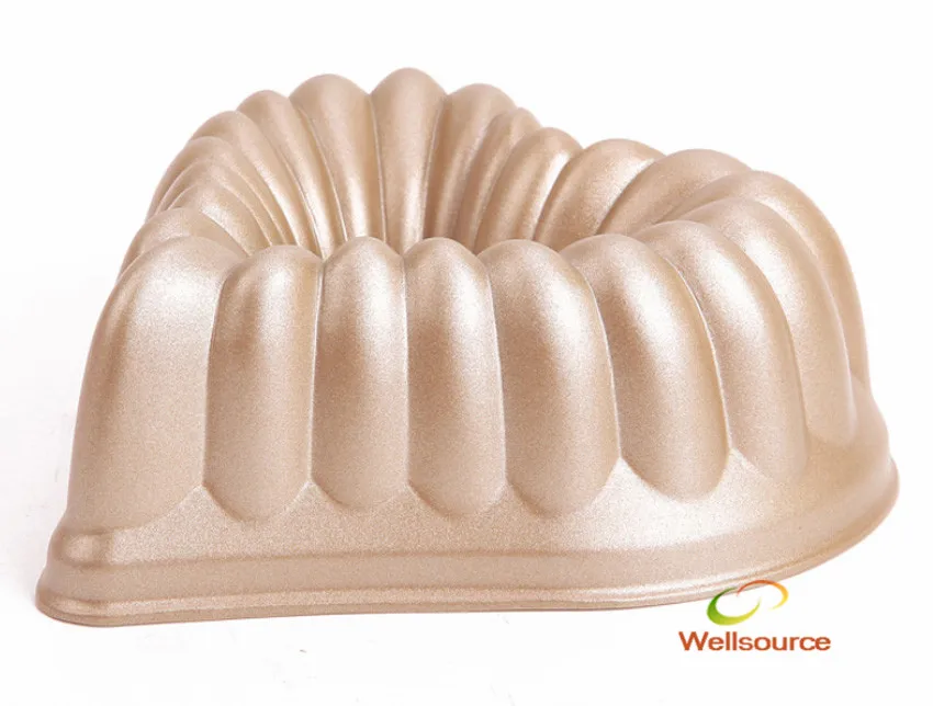 Cast Aluminum Elegant Heart Bundt Pan Heart Shape Metal Cake Mold Non