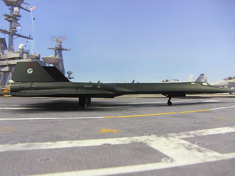 SR-71 blackbird рекогносцировочный самолет на большой высоте и высокой скорости высокая имитационная модель военный 1: 72 ВВС США