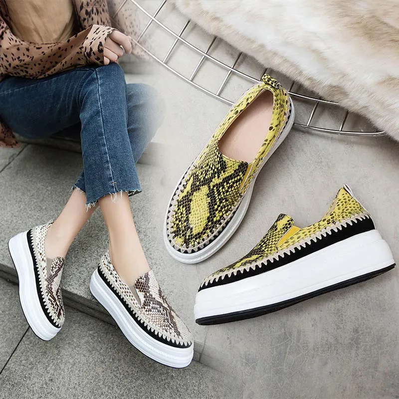 

2019spring snake pattern muffin thick bottom one pedal leather increased female single shoes lazy wedge high heel fisherman sho