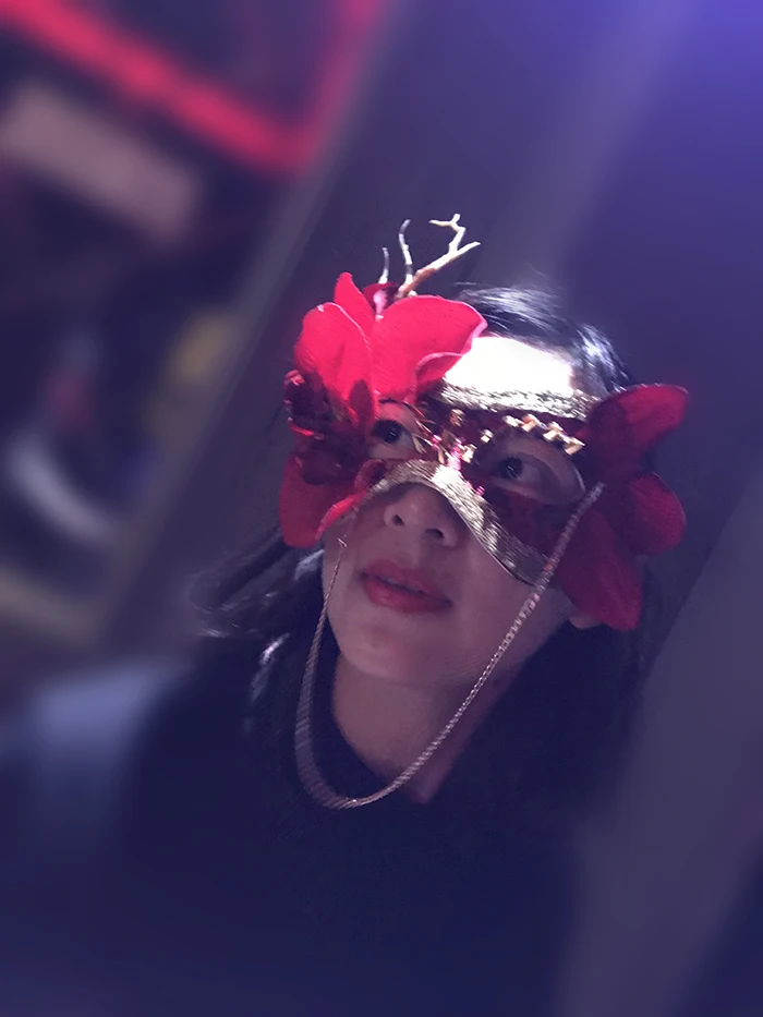 Новая высококачественная Красная маска на Рождество на Хэллоуин костюм вечерние принцесса маска для модных вечеринок