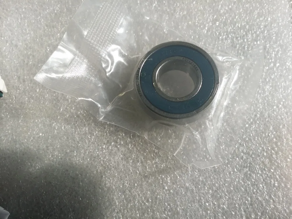 

UTE double sealed angular contact bearings H7000C-2RZ/P4-HQ1 Speed spindle bearings CNC Ceramic ball 7000 10mmX26mmX8mm ABEC 7