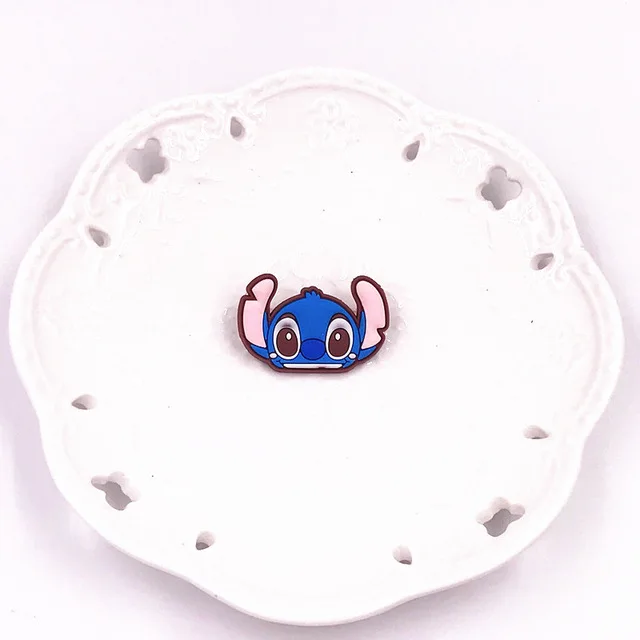 1PCS-Cute-Bear-Dog-Mickey-Minnie-Badges-Pin-Kawaii-Cartoon-Icon-Badges-Buttons-Pins-Badges-Bags.jpg_640x640 (13)