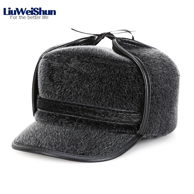 

2018 Winter Thicken Warm Bomber Hats Men Quality Russian Flat Top Snow Hat with Earflaps Retro Faux Fur Solid Casual Outdoor Cap