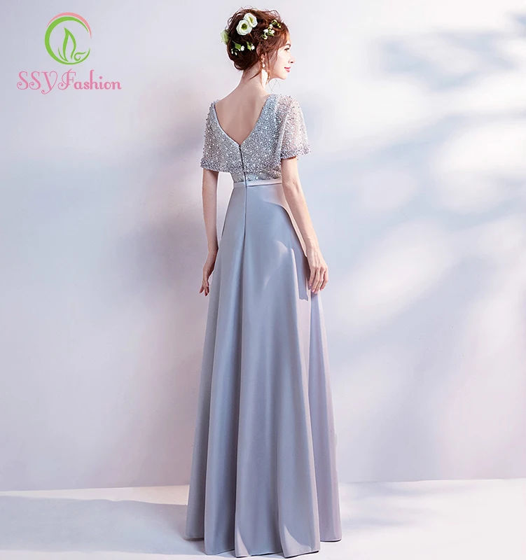 Женское вечернее платье SSYFashion элегантное серое атласное с бусинами и v образным