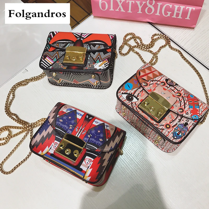 

2018 Italian Brand Handbags Women Clutch Luxury Graffiti Print Bag Female Messenger Bag Lady Chain Lock Shoulder Bag Party Purse
