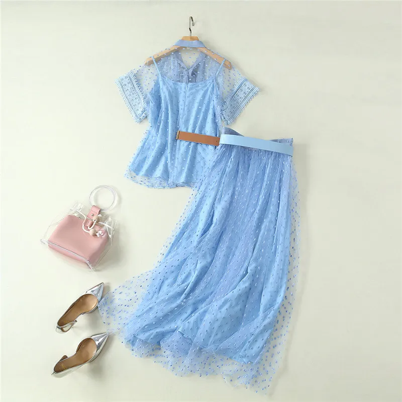 أوروبا نمط أزياء النساء السراويل 2 قطعة مجموعة ملابس الصيف 2019 جديد مصمم قصيرة الأكمام الديكور تي شيرت السراويل البدلة وتتسابق