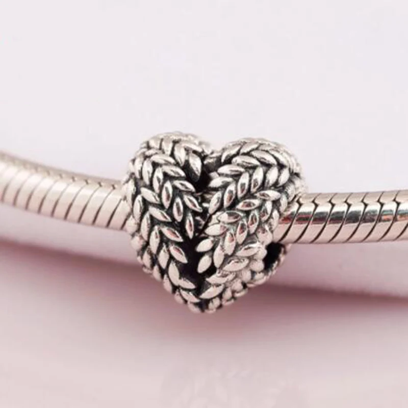 

Promotional 925 sterling silver heart-shaped hollow tree leaf original charm fit for women's bracelet charm for jewelry making