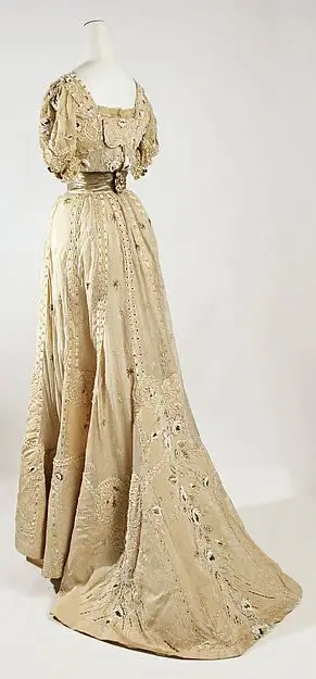 

Jeanne Hallee1905 Victorian dress satin dressla dies blouse long Period dresses ruffle blouse