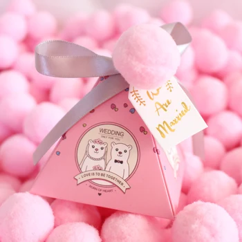 

50PCS European small white bear pink triangle candy boxes creative wedding products wedding celebration bag gift boxes