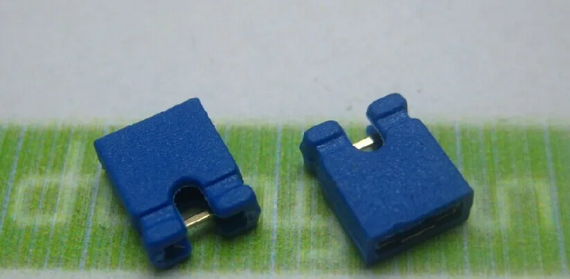 

FREE SHIPPING 2000pcs/lot 2.54mm Blue Open Type Mini Jumper for Pin Header