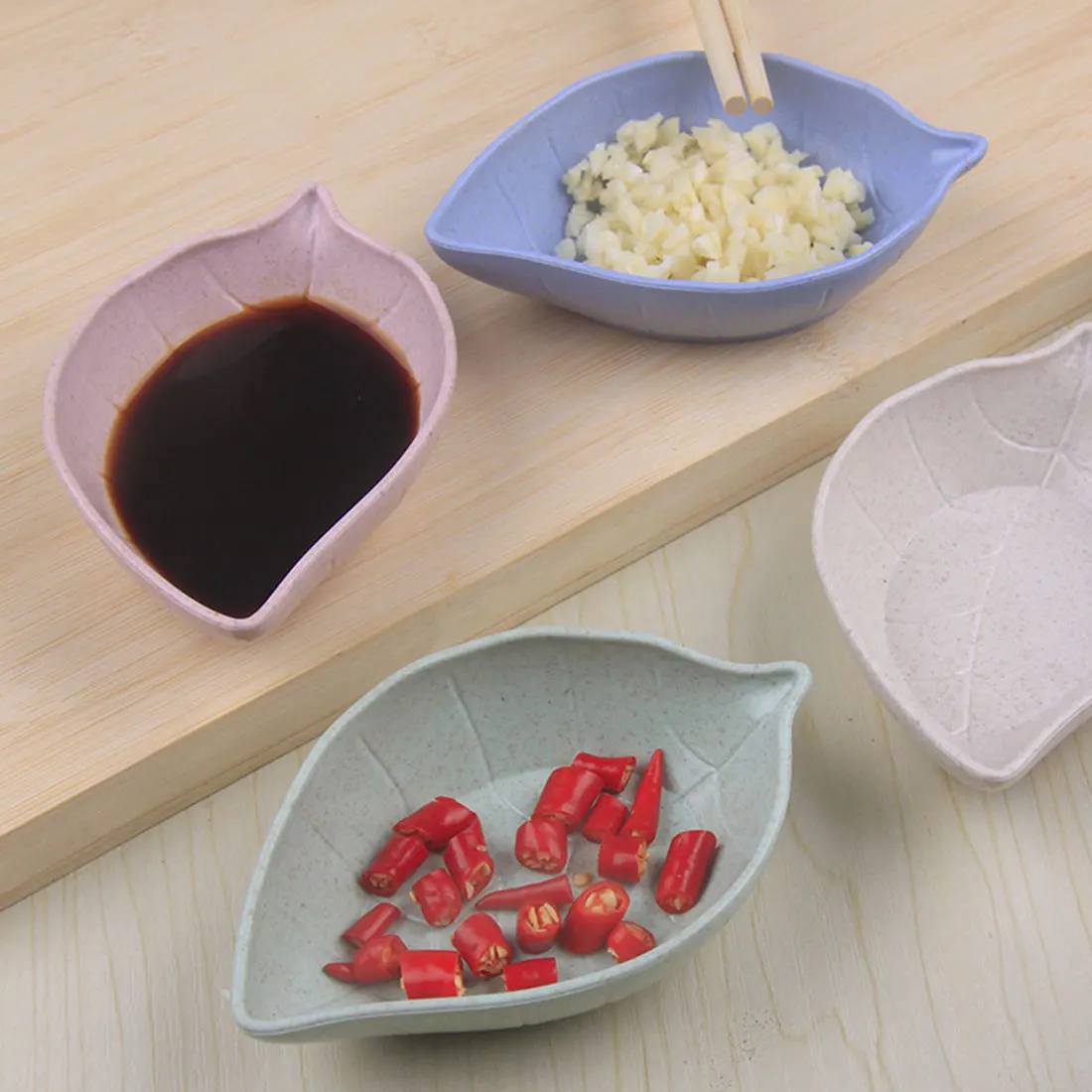 1Pc Leaves Shape Wheat Straw Bowl Vinegar Seasoning Solid Soybean Dish Sauce Salt Snack Small Plate Kitchen Tool