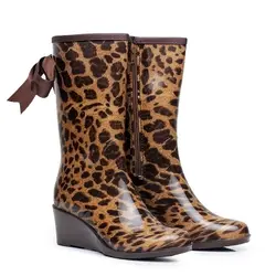 Классический британский высокие трубы водонепроницаемые Модные непромокаемые сапоги дамы набор ноги с леопардовым Bow wedge непромокаемые