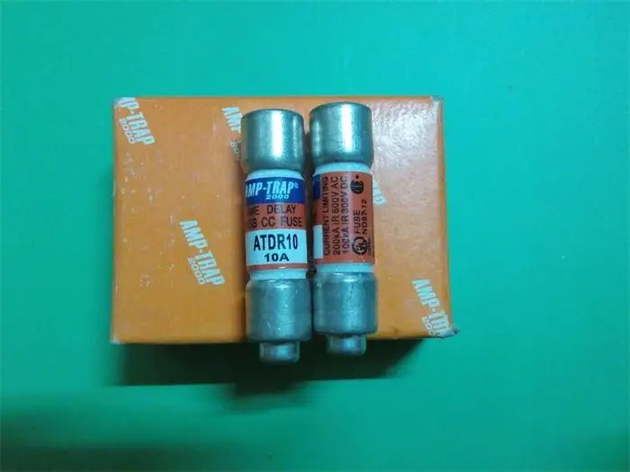 

Free shipping 5pcs ATDR 10 AMP-TRAP 10X38 ceramic delay Farey fuse / fuse 10A Mersen