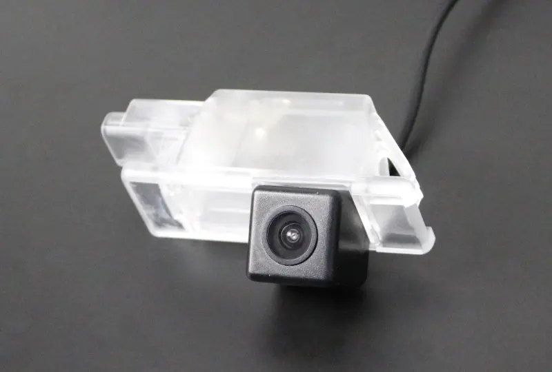 Liislee Reverse Rear Camera For Mercedes Benz Viano Vito Valente (W447) 2015~2018  Parking Back Up Camera  License Plate Lamp 6