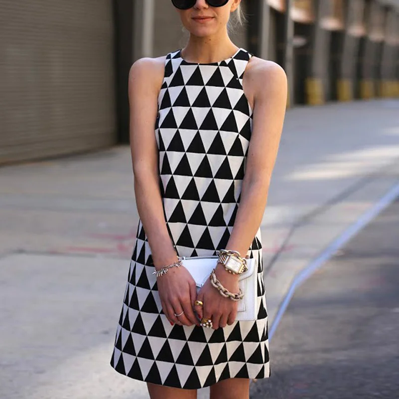 

Droppshiping Women Geometrical Print Dress Round Neck Sleeveless Slim Fit Pullover Dress for Summer BFJ55