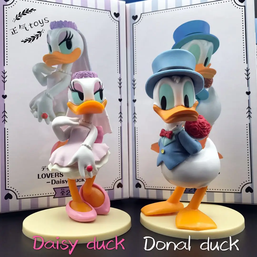 

2pcs/set Box Toy Original Garage Kid Figurine 12cm Donald Duck & Daisy Rose with Base Action Figure Toy PVC Collection Model Toy