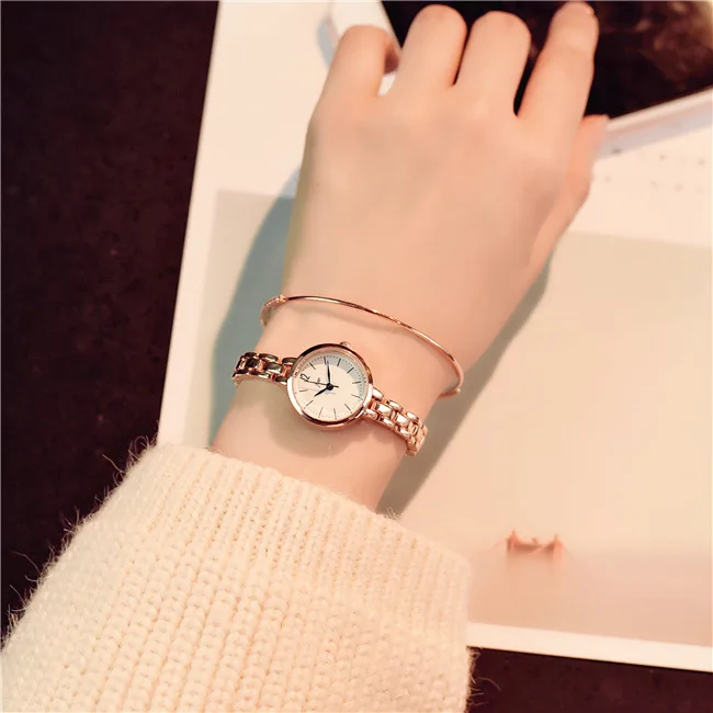 Women's Luxury Fashion Full Stainless Steel Bracelet Model Look 2
