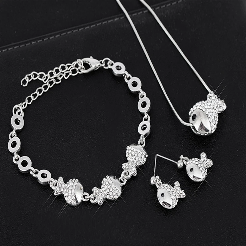 

Fashion Colgante Oso Long Necklace Fish Sweater Necklaces Rhinestones Necklace for Women Birthday Gift T1319