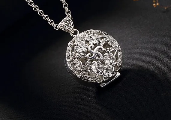 

hollow out the plum flower can open sweet bursa ga black box of delicate lady pendants wholesale restoring ancient ways
