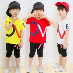 Одежда для маленьких мальчиков костюмы летние комплекты одежды для детей из хлопка с буквенным принтом короткие футболки и штаны-шаровары