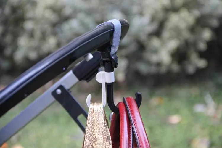 2151108125_1543942375