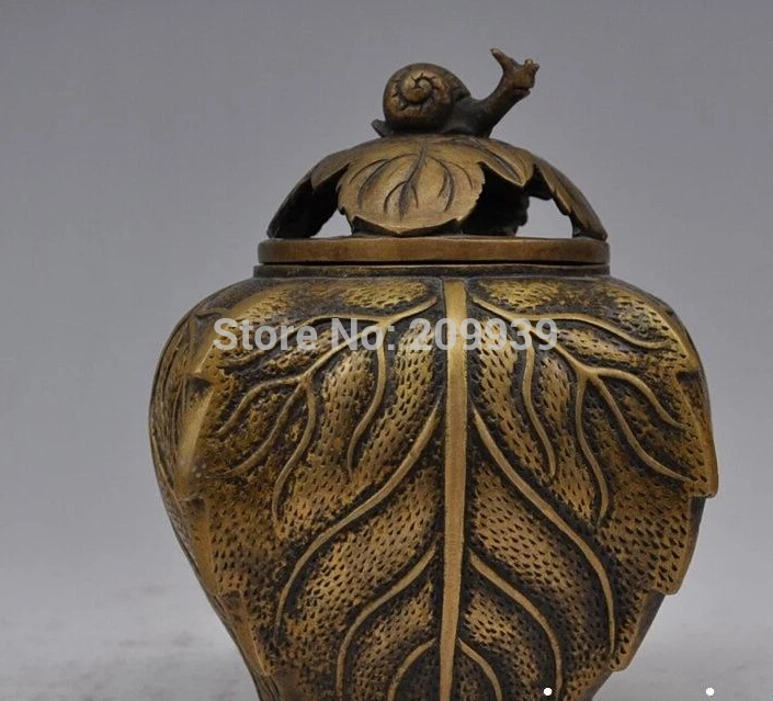 

huij 005565 Chinese Collect Old Bronze Foliage Snail Wealth Censer Statue