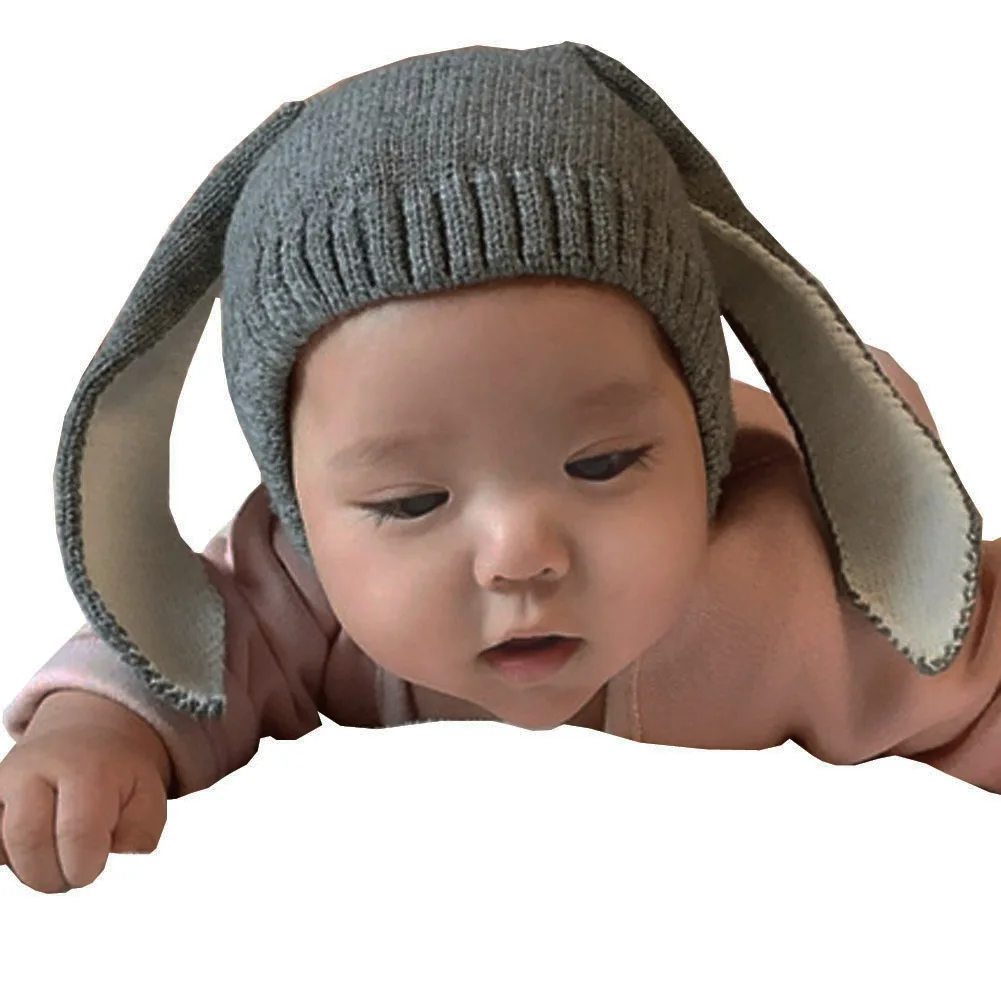 Младенец в кепке. Кепка для малыша 6 месяцев. Кепка с ушками детская. Baby cap with Bunny. Кепка для малыша