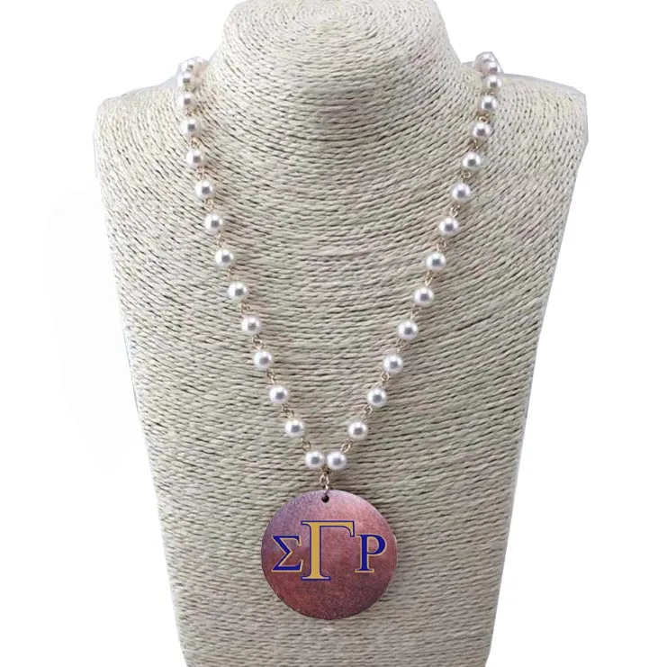 Personalized-Vinyl-Monogram-Pearl-Linked-Wooden-Disc-4