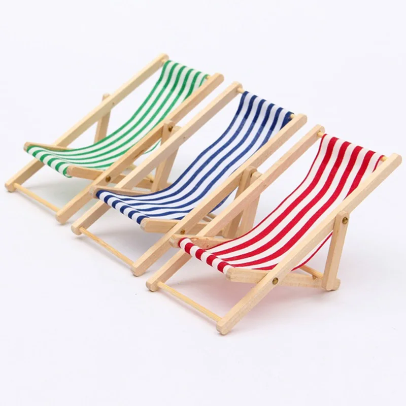 miniature beach chairs