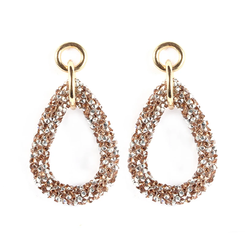 4 Earrings LtBrown
