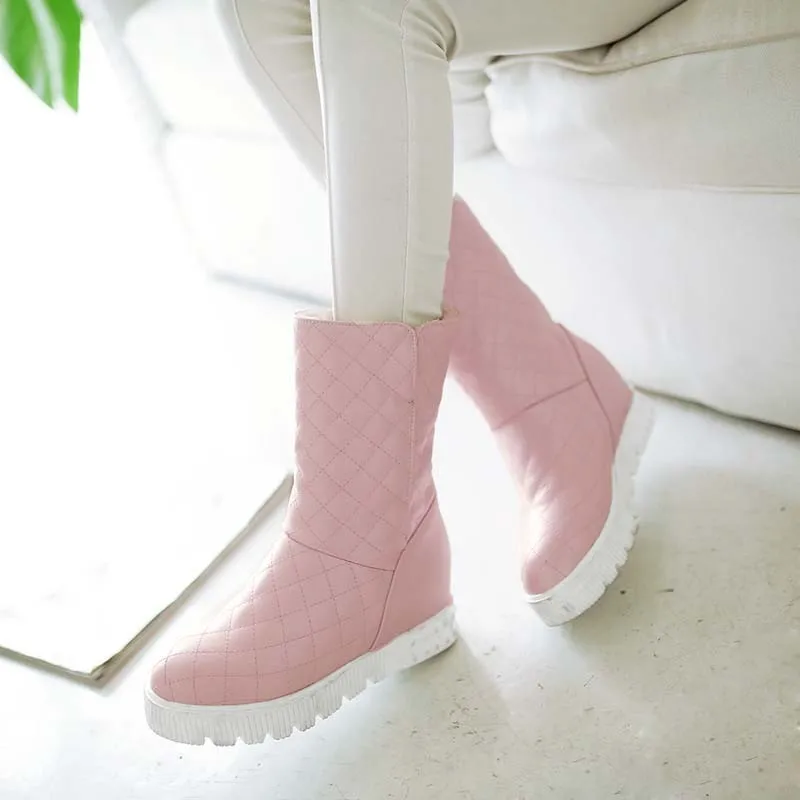 Новые женские зимние ботинки с круглым носком на низком каблуке; простые элегантные ботинки на платформе; модная женская обувь для работы