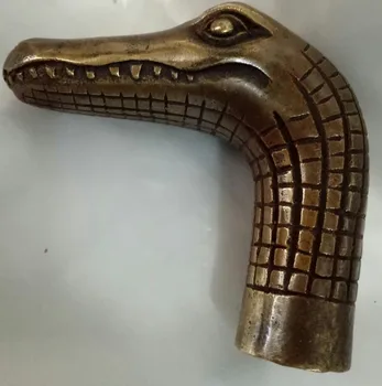 

China's old handmade bronze sculpture crocodile head