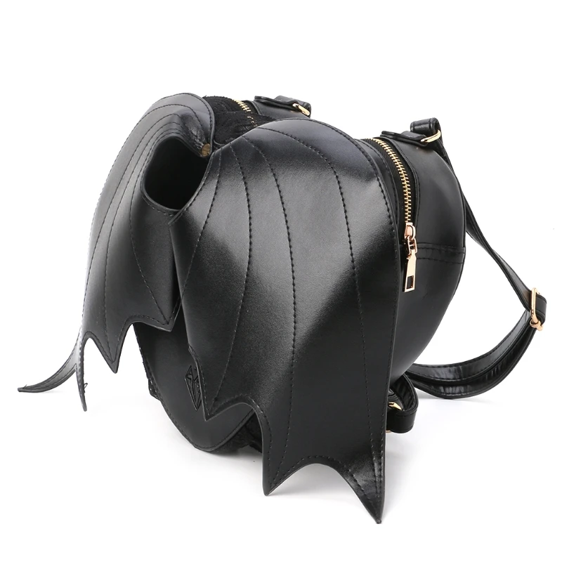 Рюкзак bat. Рюкзак bat. Сумка летучая мышь. Рюкзак необычной формы. Рюкзак летучая мышь.