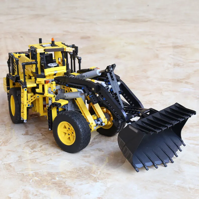 

20006 technic series L350F wheel loader Remote control car Model Building blocks Bricks with LegoING 42030 Christmas gift
