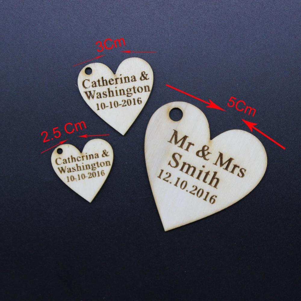 50 Pieces Personalized Engraved Wood Hangs Love Heart Centerpieces Wedding Table Decoration Favors Candy Tags