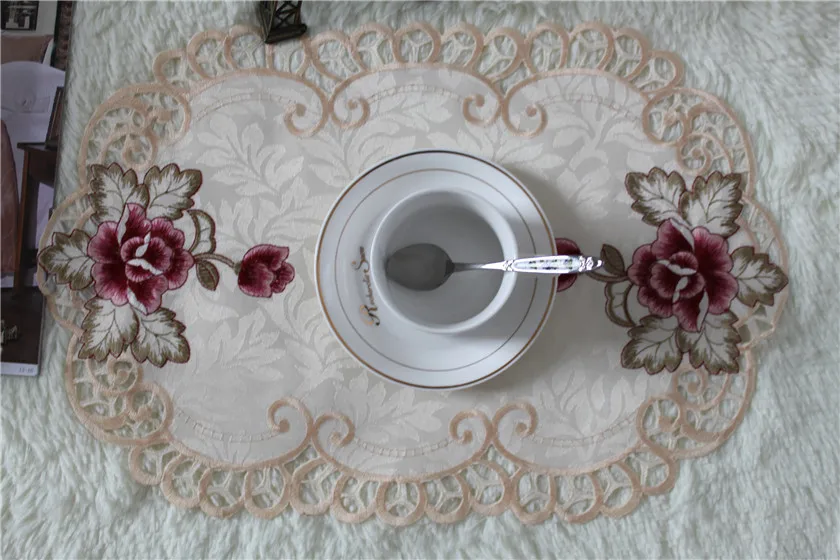 الحديثة الحرير الجدول مكان حصيرة القماش الدانتيل التطريز سادة فنجان شاي القدح عيد الميلاد كوستر لوحة تحديد الموقع القهوة المفرش الطعام المط...